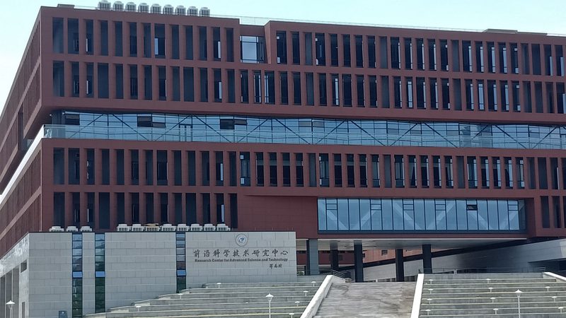 耳机选购指南：如何从优缺点对比中挑选心仪品牌